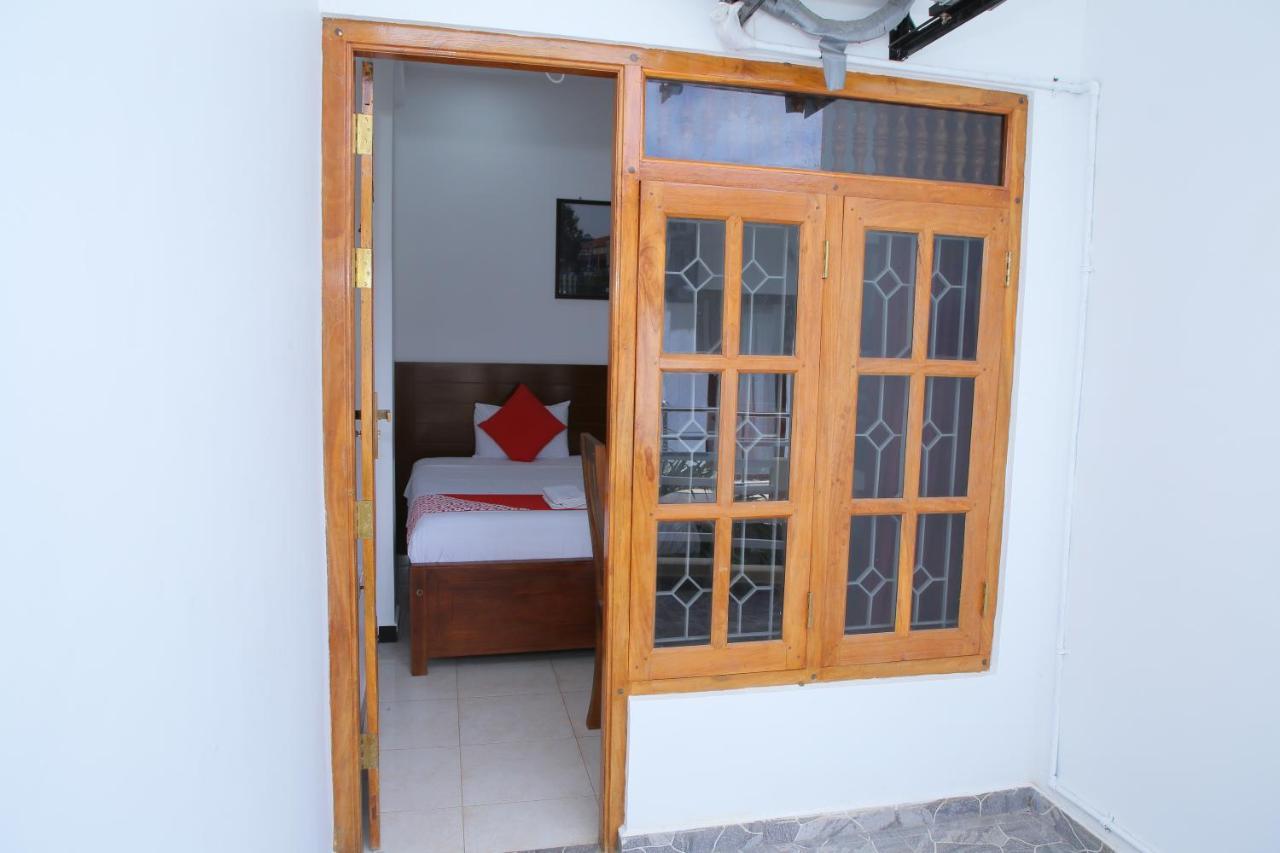 Hotel Cedar Jaffna Exterior foto